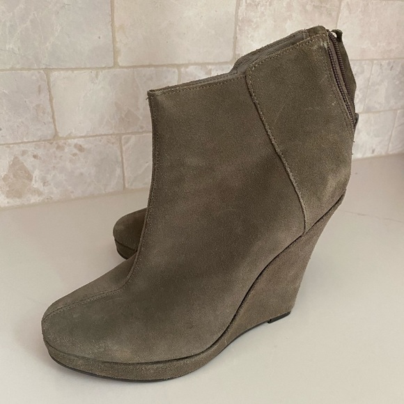 Minelli Boots - Picture 1 of 3